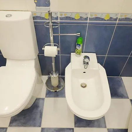 Nice Bright And Cozy With All Amenities And Convenient Transportation Apartament