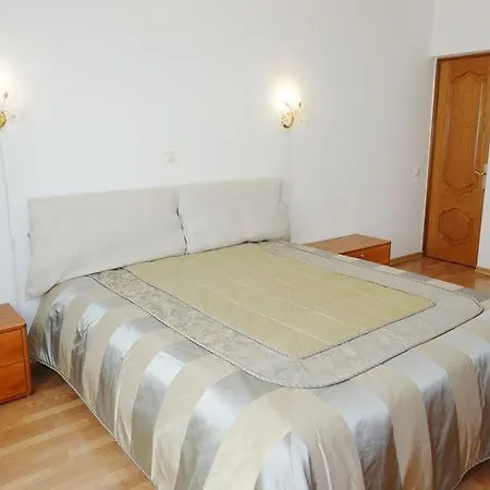 Nice Bright And Cozy With All Amenities And Convenient Transportation 아파트 *